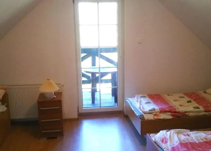 Gasthof Dom Wypoczynkowy Jantar Lesniczowka 1A Stegna (Pomerania)